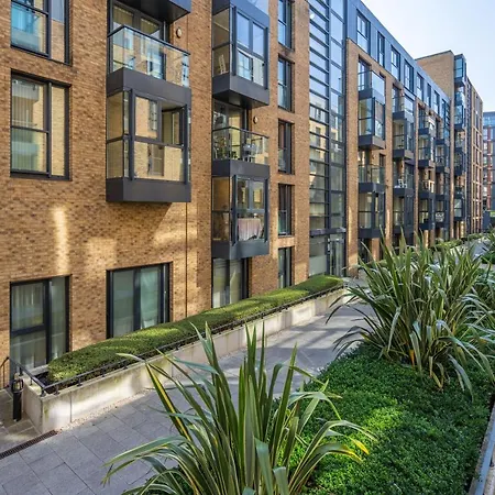 Apartment Centre Chinatown With Parking By Arcadian Birmingham