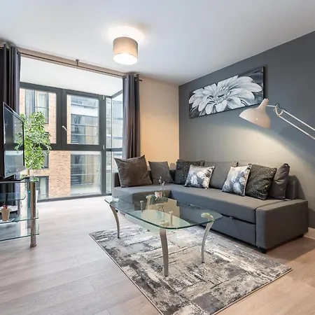 Apartment Centre Chinatown With Parking By Arcadian